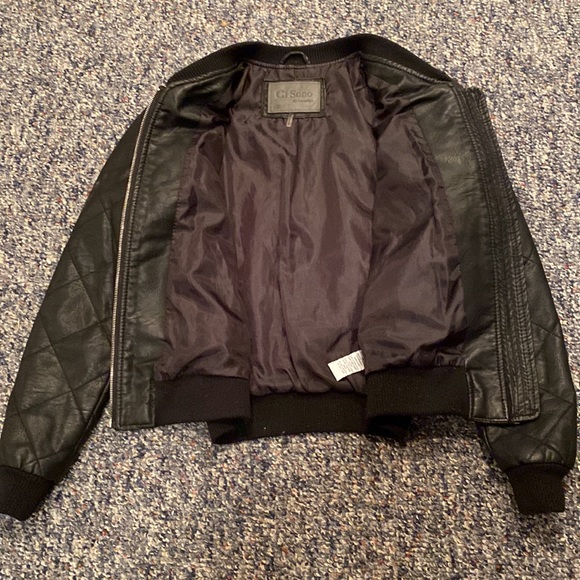 Vegan leather bomber jacket - Picture 7 of 9